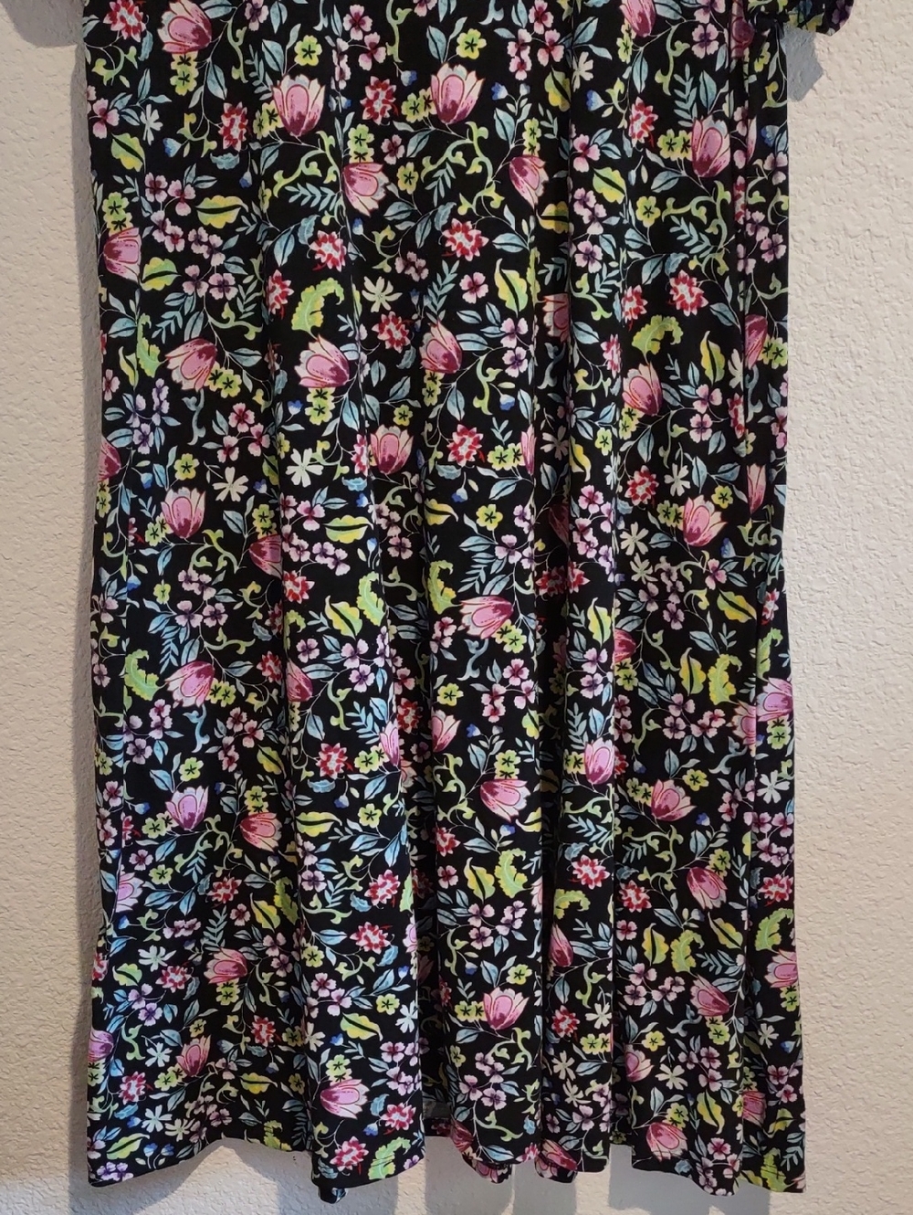 LuLaRoe Black Floral Short-Sleeve Swing Dress with Pink & Green Accents - Picture 4 of 8